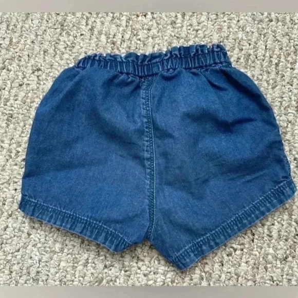 Old Navy Toddler Jean Shorts - Picture 2 of 2